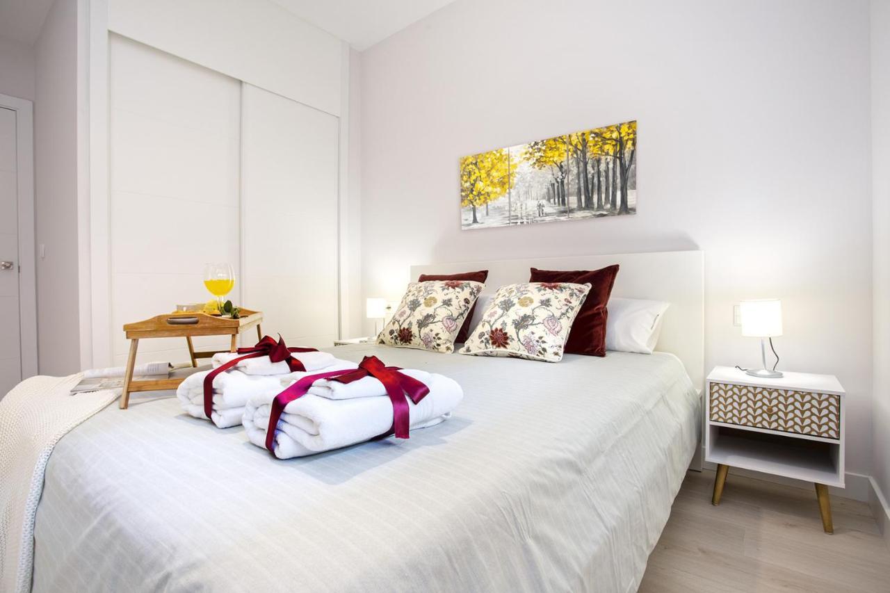 -Malagasunapts-Skygarden Teatinos Pool Playground Eksteriør billede