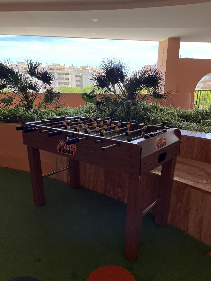 -Malagasunapts-Skygarden Teatinos Pool Playground Eksteriør billede