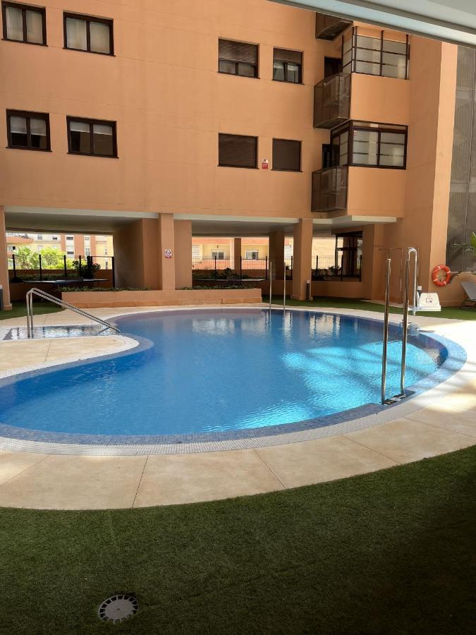 -Malagasunapts-Skygarden Teatinos Pool Playground Eksteriør billede
